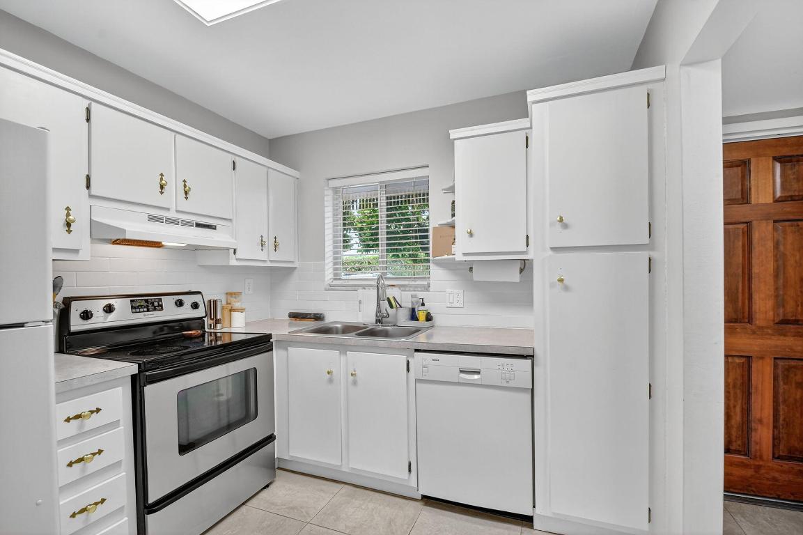 WATERWAY CLUB - Residential