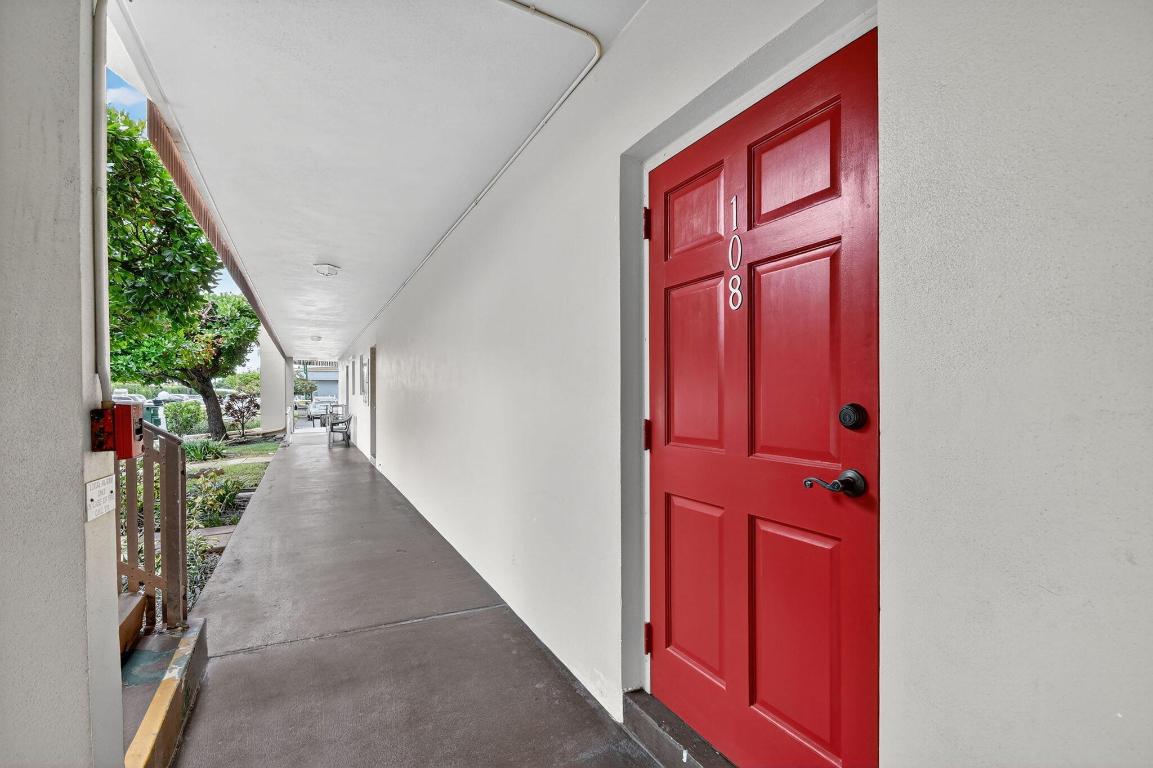 WATERWAY CLUB - Residential