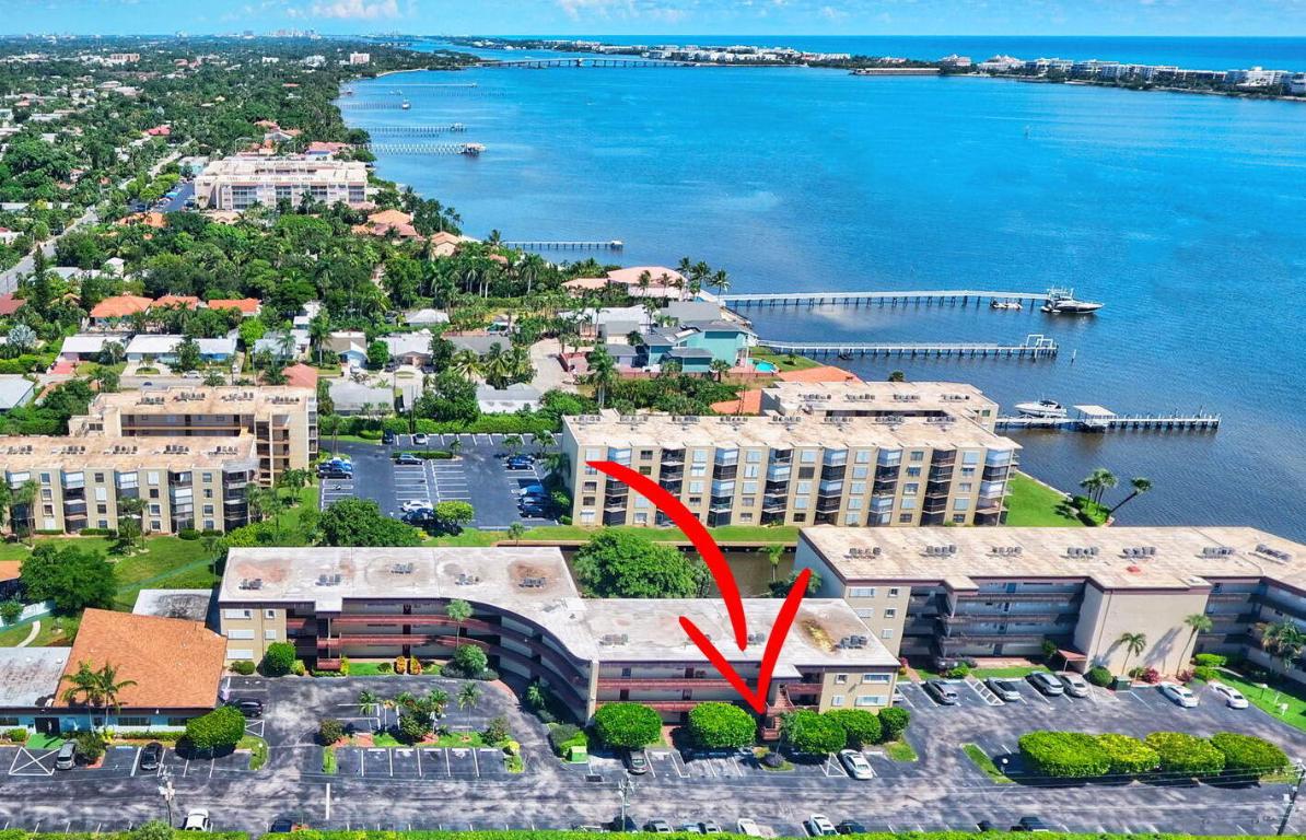 WATERWAY CLUB - Residential