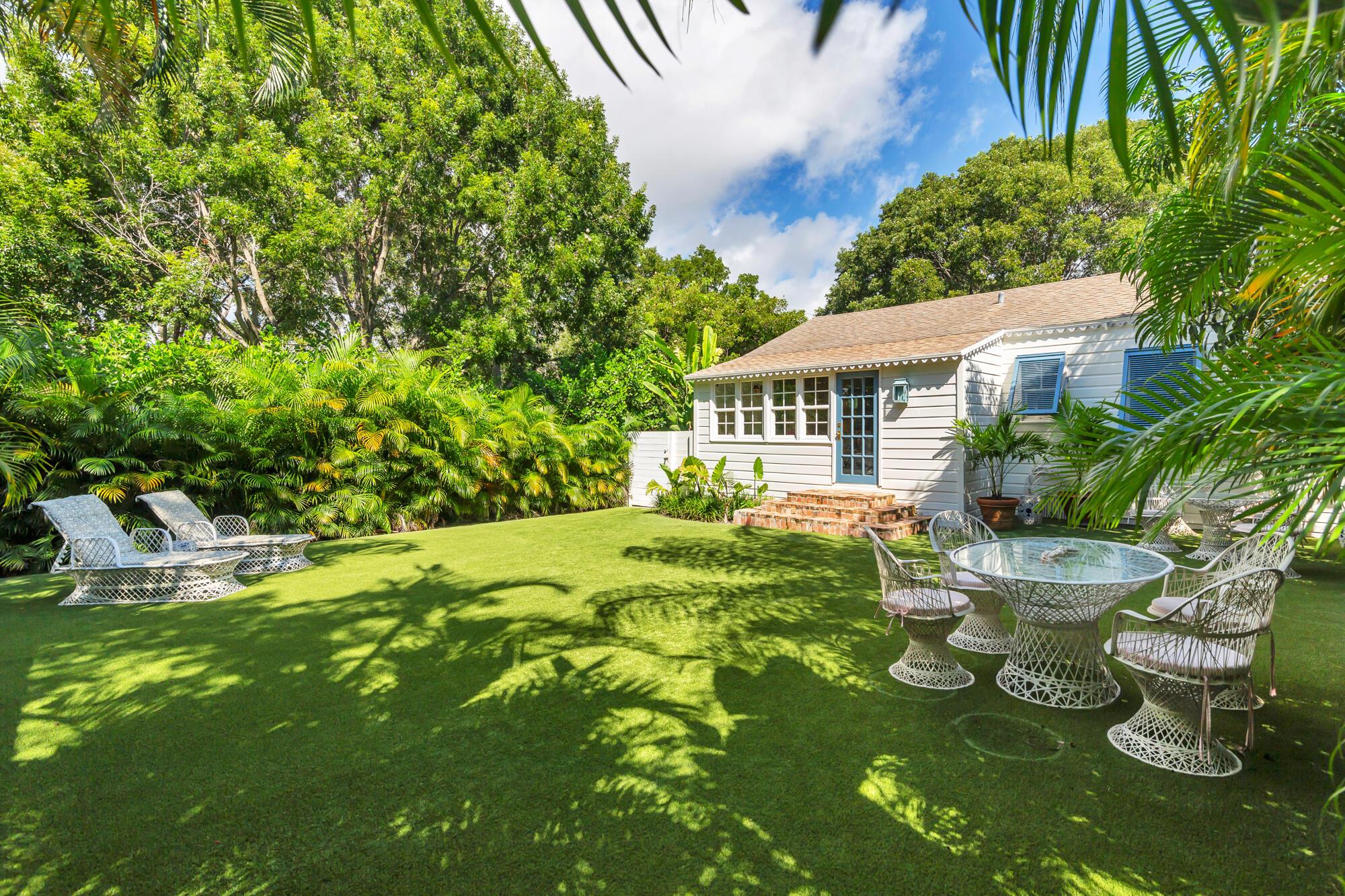 FLAMINGO PARK - Residential