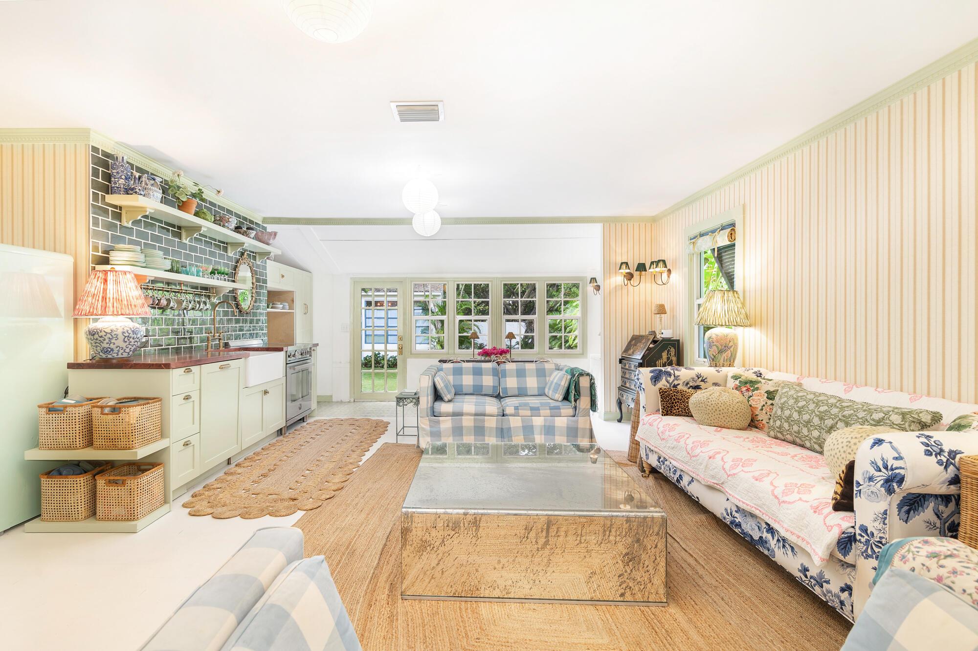 FLAMINGO PARK - Residential