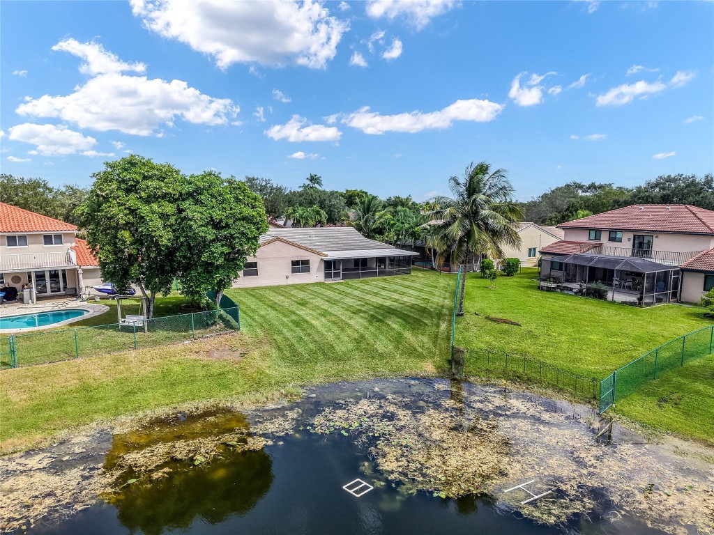 HAWKES BLUFF - Residential