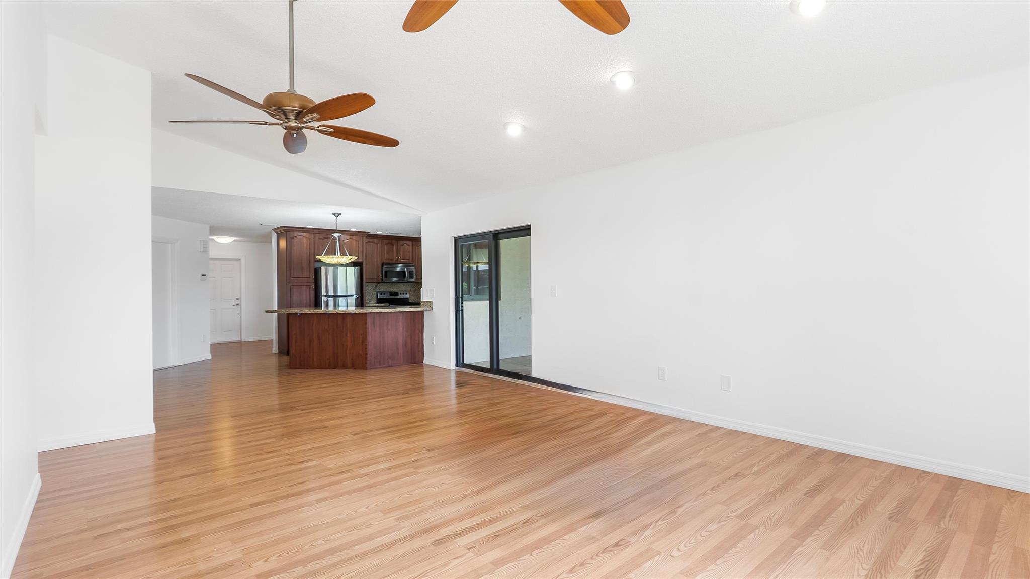 HAWKES BLUFF - Residential