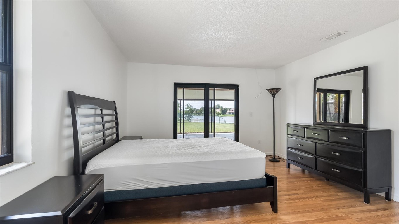 HAWKES BLUFF - Residential