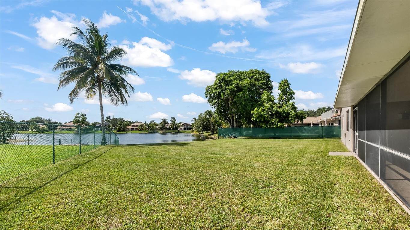 HAWKES BLUFF - Residential