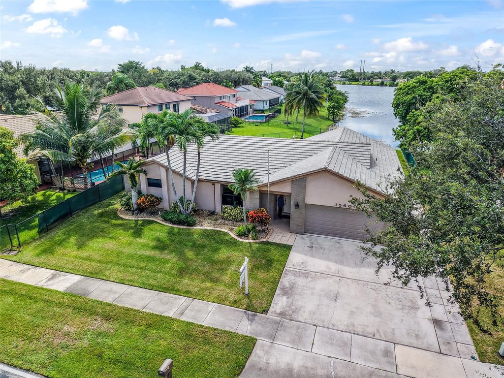 Photo of 15600 Huntridge Rd, Davie, FL 33331 (MLS # F10531786)