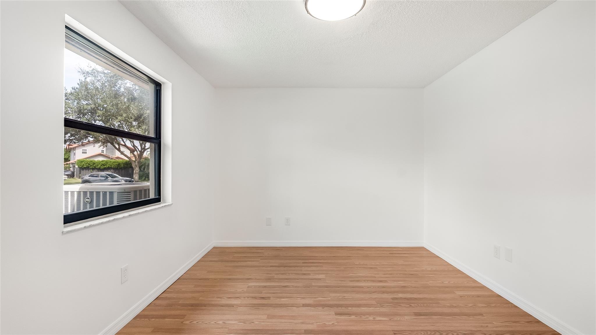 HAWKES BLUFF - Residential