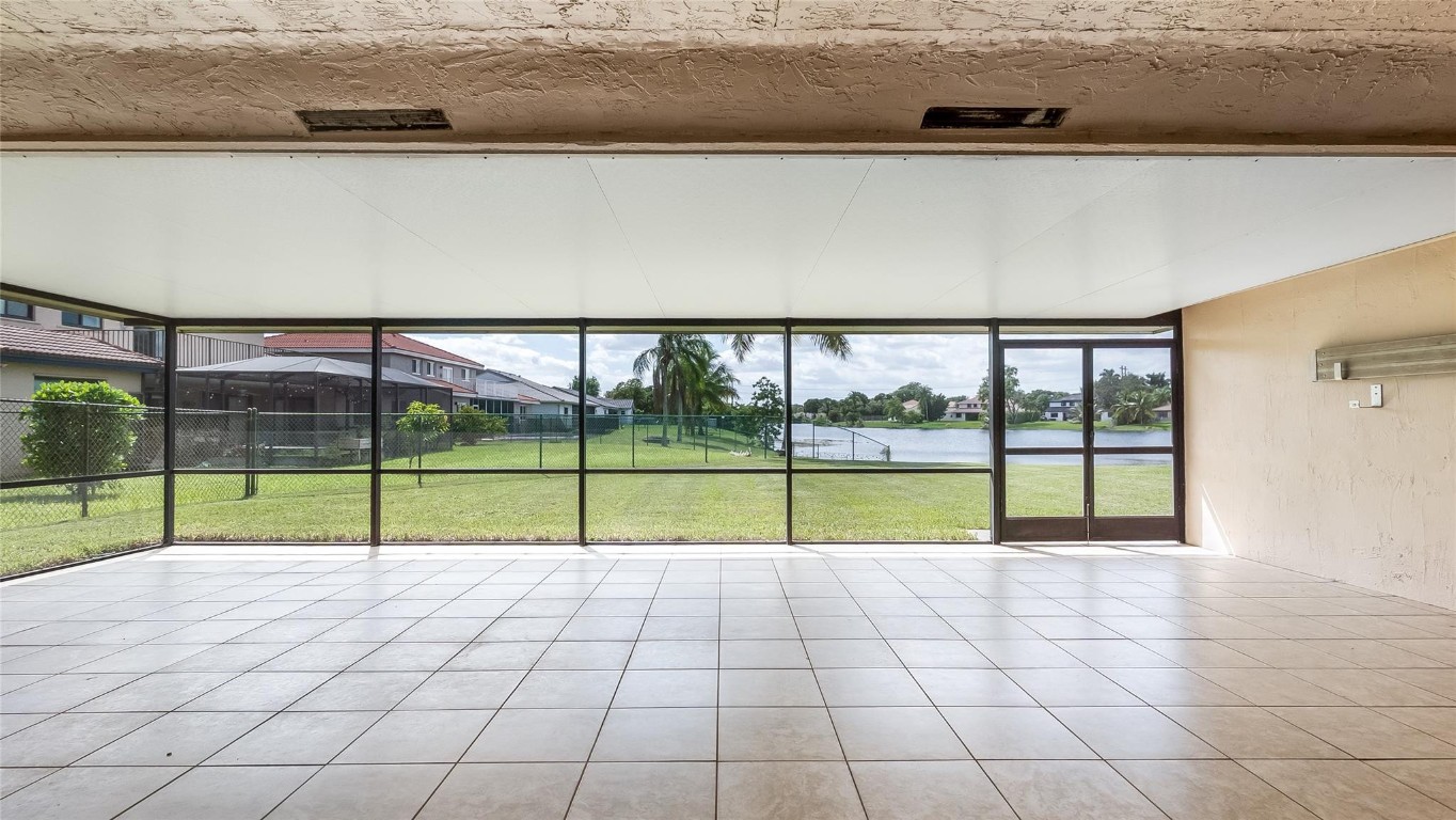 HAWKES BLUFF - Residential