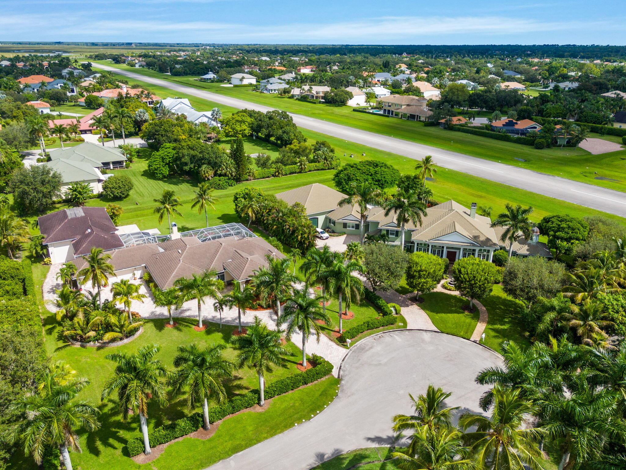 WELLINGTON AERO CLUB OF T - Residential