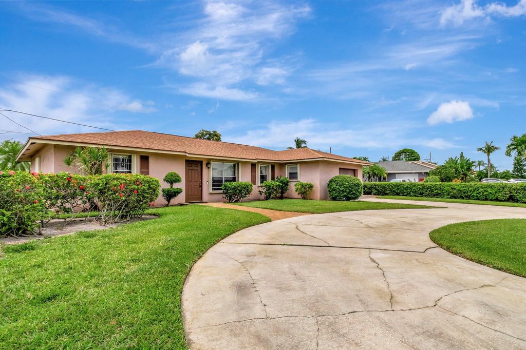 Photo of 3928 Coelebs Avenue, Boynton Beach, FL 33436 (MLS # R11096698)