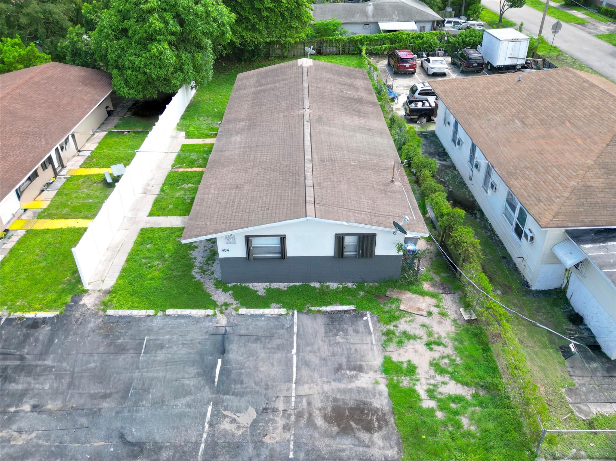 View photos, virtual tours, details... 404 NE 4TH ST #1-2