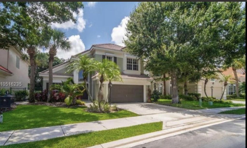 Photo of 110 Princewood Lane, Palm Beach Gardens, FL 33410 (MLS # R10899703)