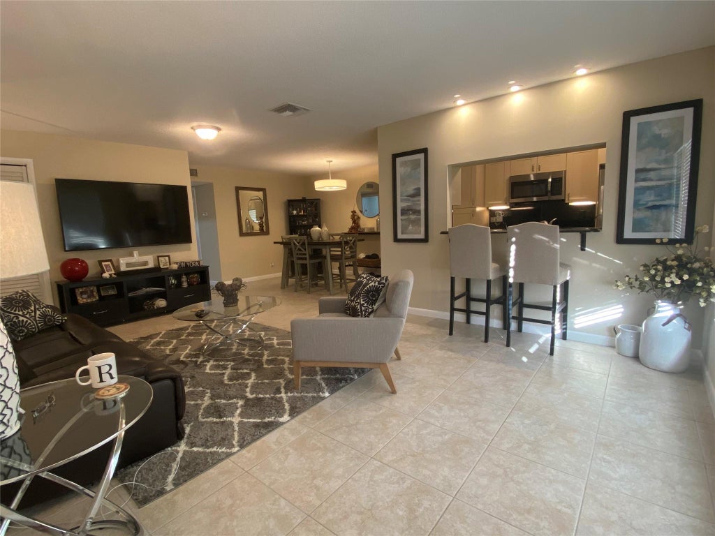Photo of 187 High Point Terrace, Delray Beach, FL 33445 (MLS # F10492714)