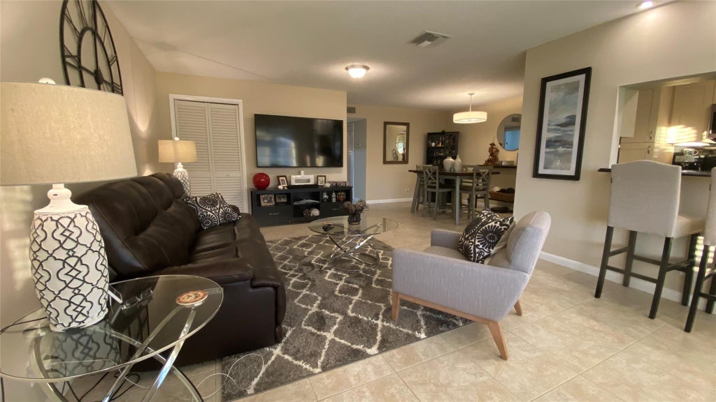 Photo of 187 High Point Terrace, Delray Beach, FL 33445 (MLS # F10492714)