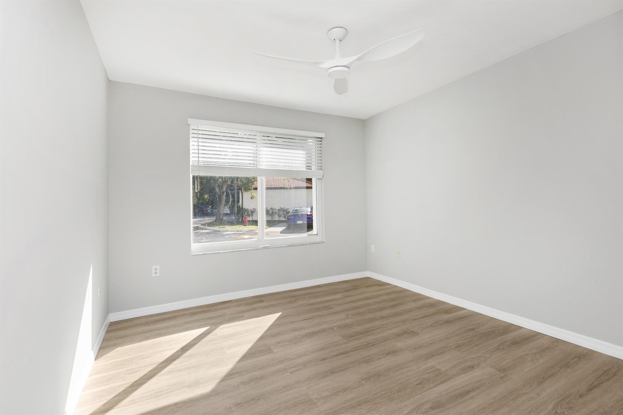 VILLA DEL SOL CONDO - Residential