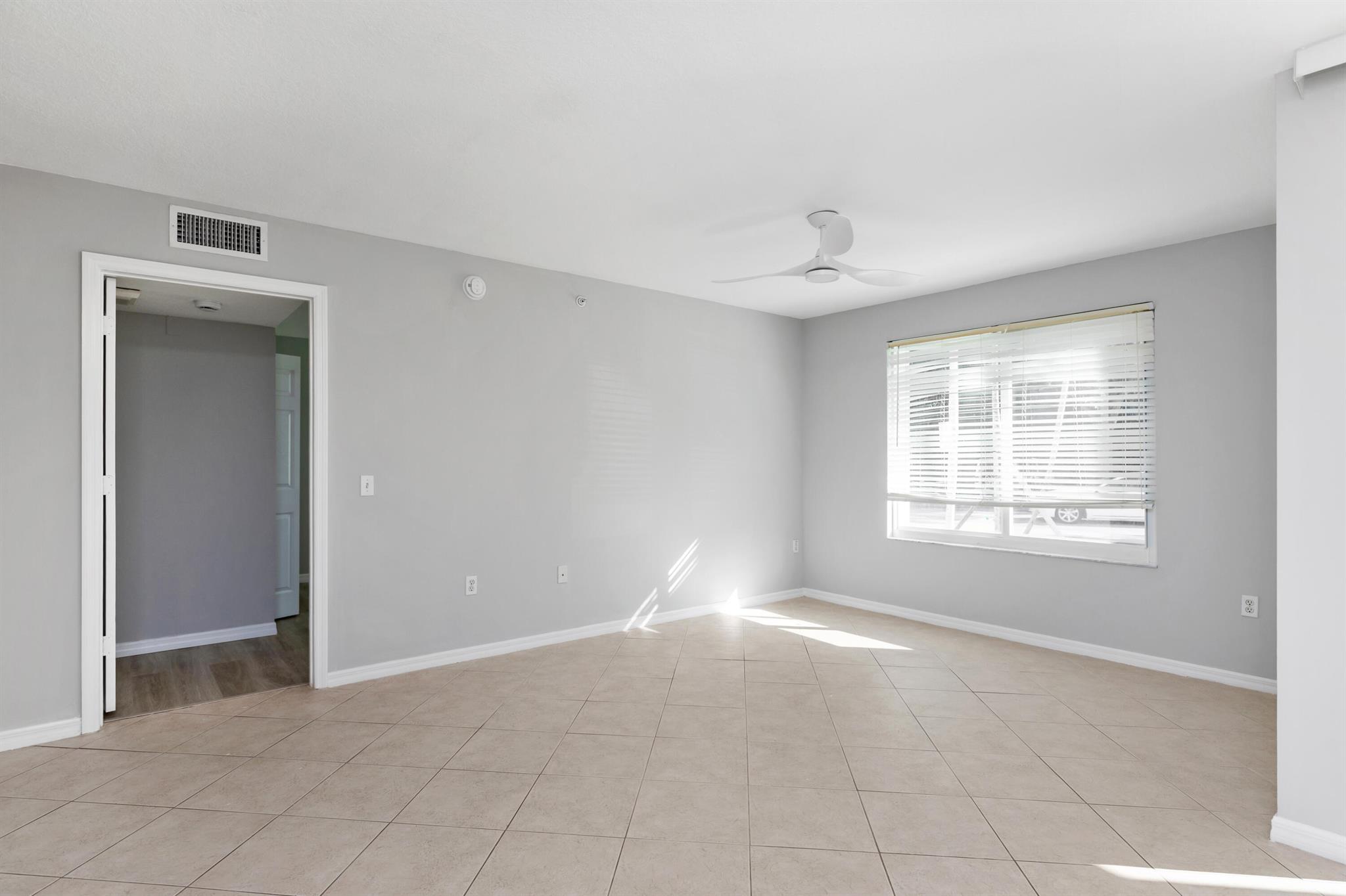 VILLA DEL SOL CONDO - Residential