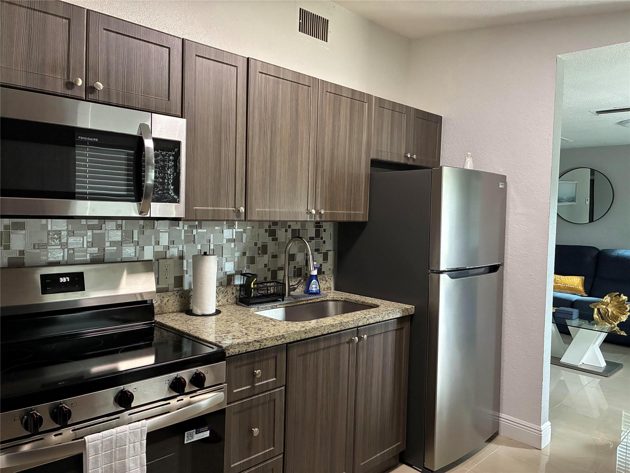 Sanders Park 31-49 B - Residential Lease