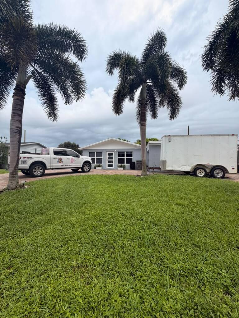 872 HARTH Drive