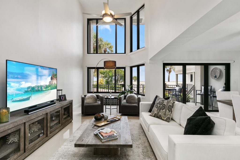 Photo of 665 SE 21st Avenue #104, Deerfield Beach, FL 33441 (MLS # B26024754)