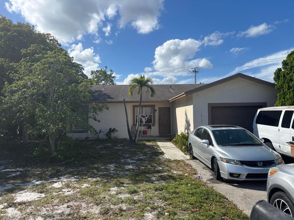 Photo of 1513 SW 3rd Terrace, Deerfield Beach, FL 33441 (MLS # B26019123)
