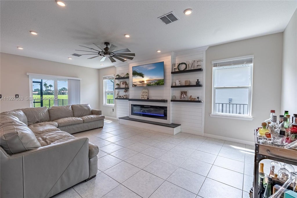 Photo of 10609 SW Vasari Way, Port Saint Lucie, FL 34987 (MLS # A11927063)