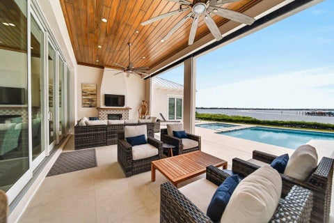 Tiny photo for 2842 SW RIVERS END Way, Palm City, FL 34990 (MLS # B26090788)
