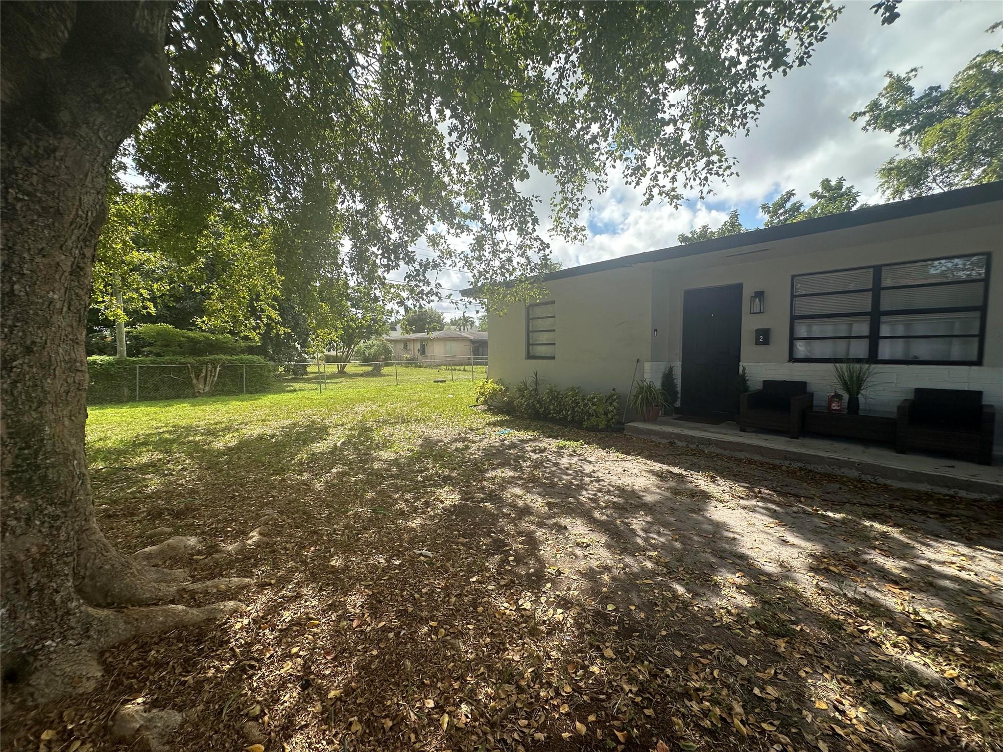 Binstock Sub 2 26-4 B - Residential Income