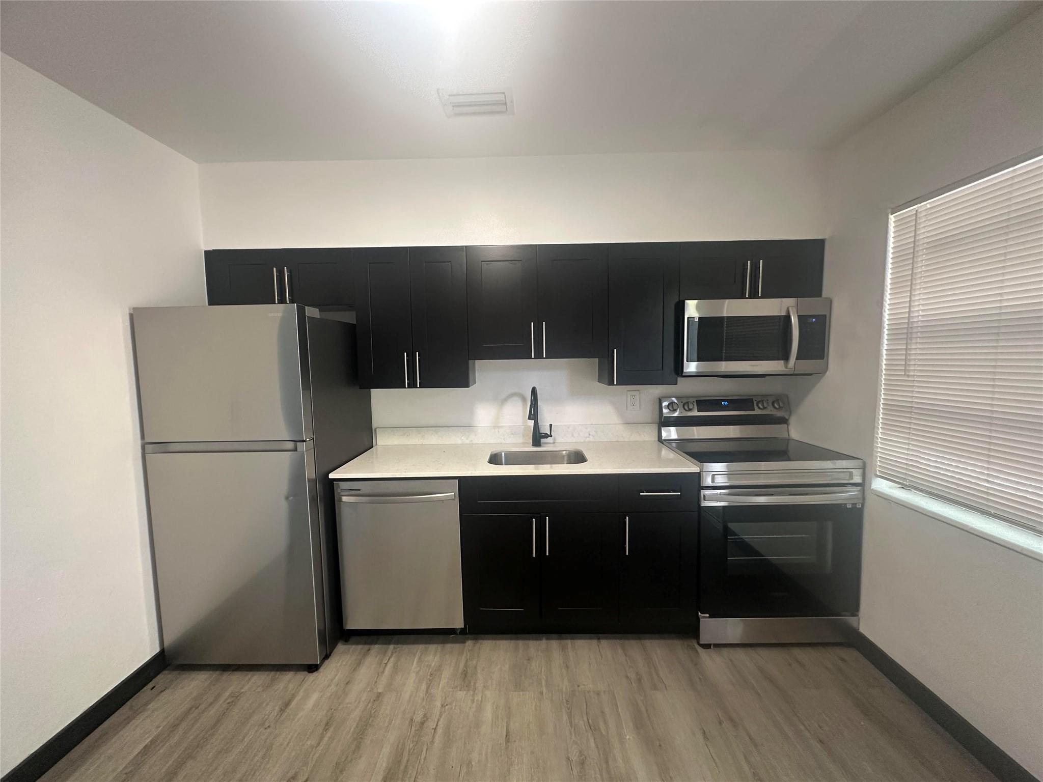 Binstock Sub 2 26-4 B - Residential Income