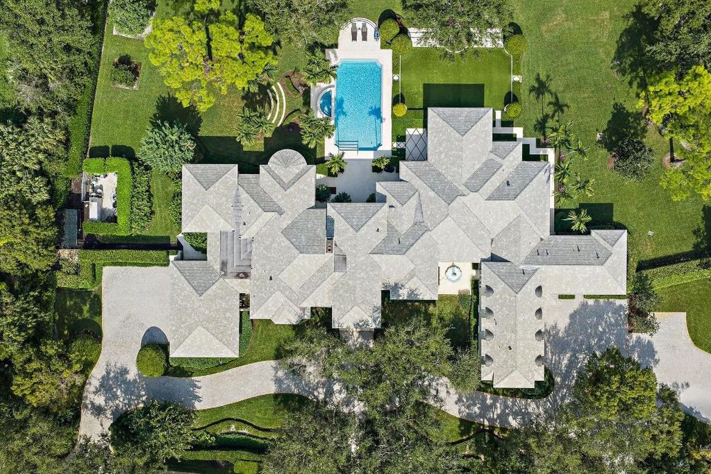 Photo of 124 Bears Club Drive, Jupiter, FL 33477 (MLS # R11141576)