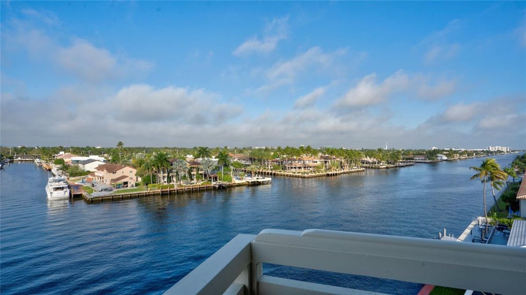 Photo of 3200 NE 36th Street #608, Fort Lauderdale, FL 33308 (MLS # F10548696)