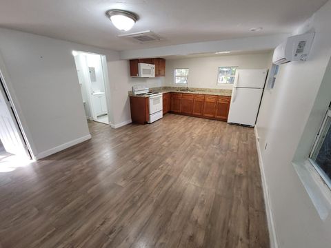 210 SW 7th St Back Dania Beach FL 33004