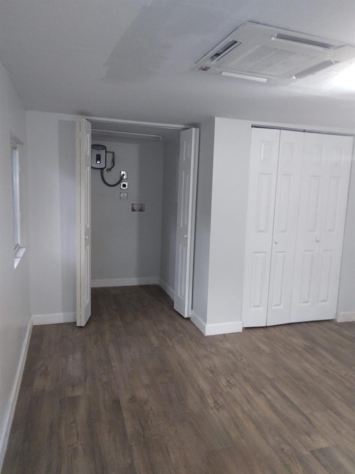 210 SW 7th St Back