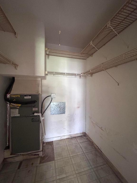 PARKVIEW VILLAS - Residential