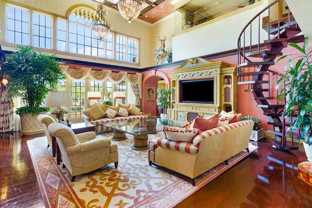 SANCTUARY - Residential