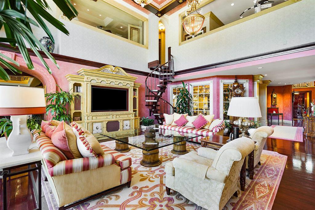 SANCTUARY - Residential