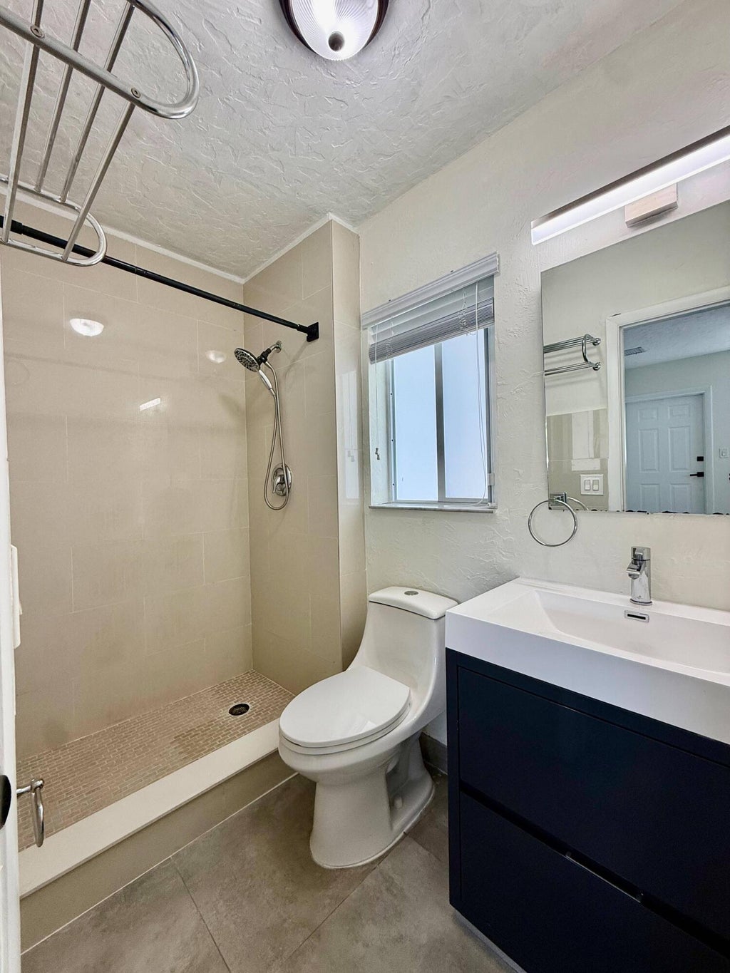 Photo of 3684 NE 11th Avenue #Unit 4, Oakland Park, FL 33334 (MLS # B26068960)
