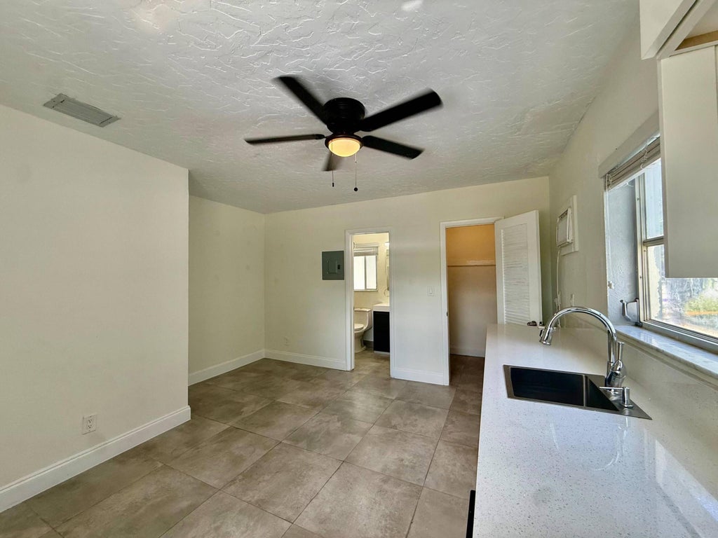 Photo of 3684 NE 11th Avenue #Unit 4, Oakland Park, FL 33334 (MLS # B26068960)