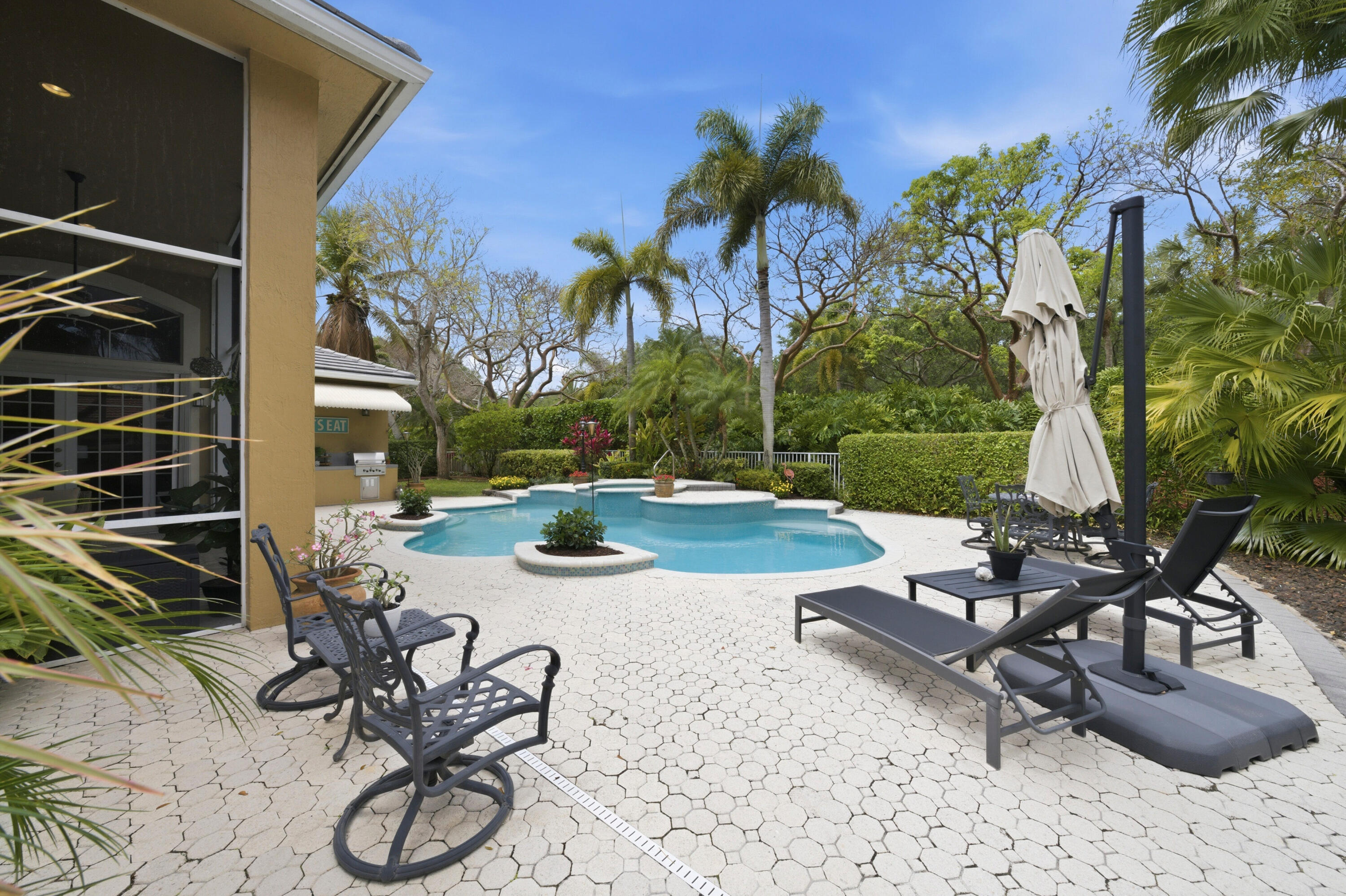 FOX RIDGE - Residential