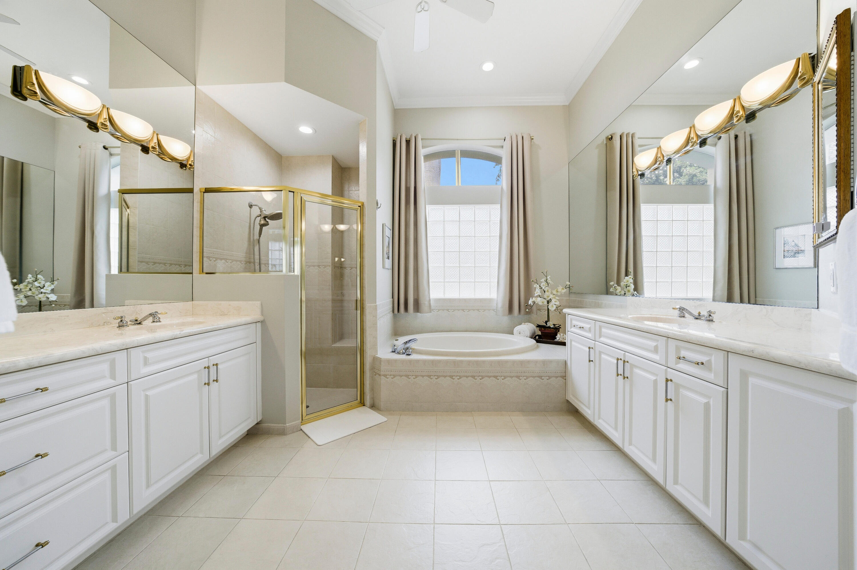 FOX RIDGE - Residential