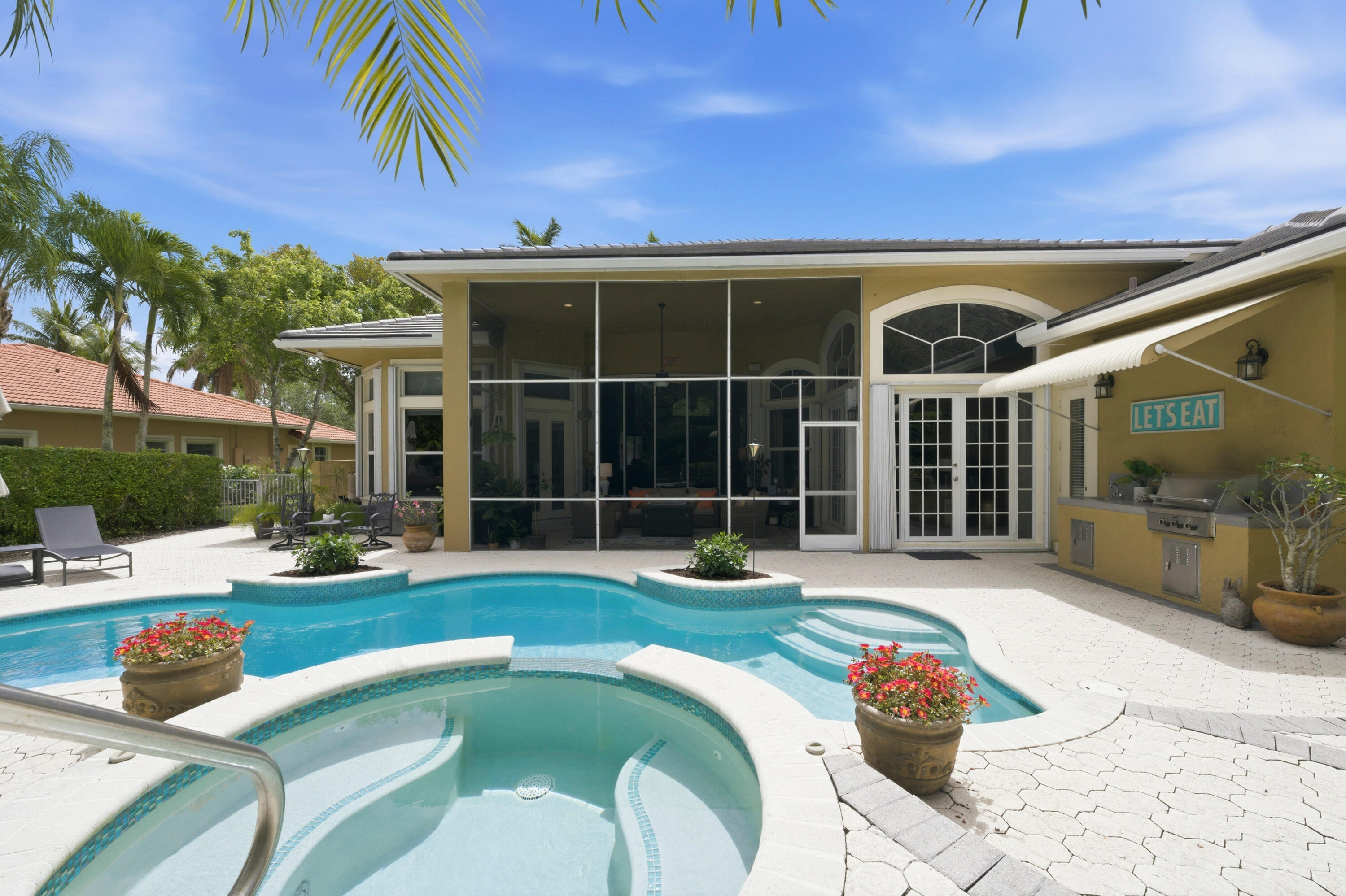 FOX RIDGE - Residential