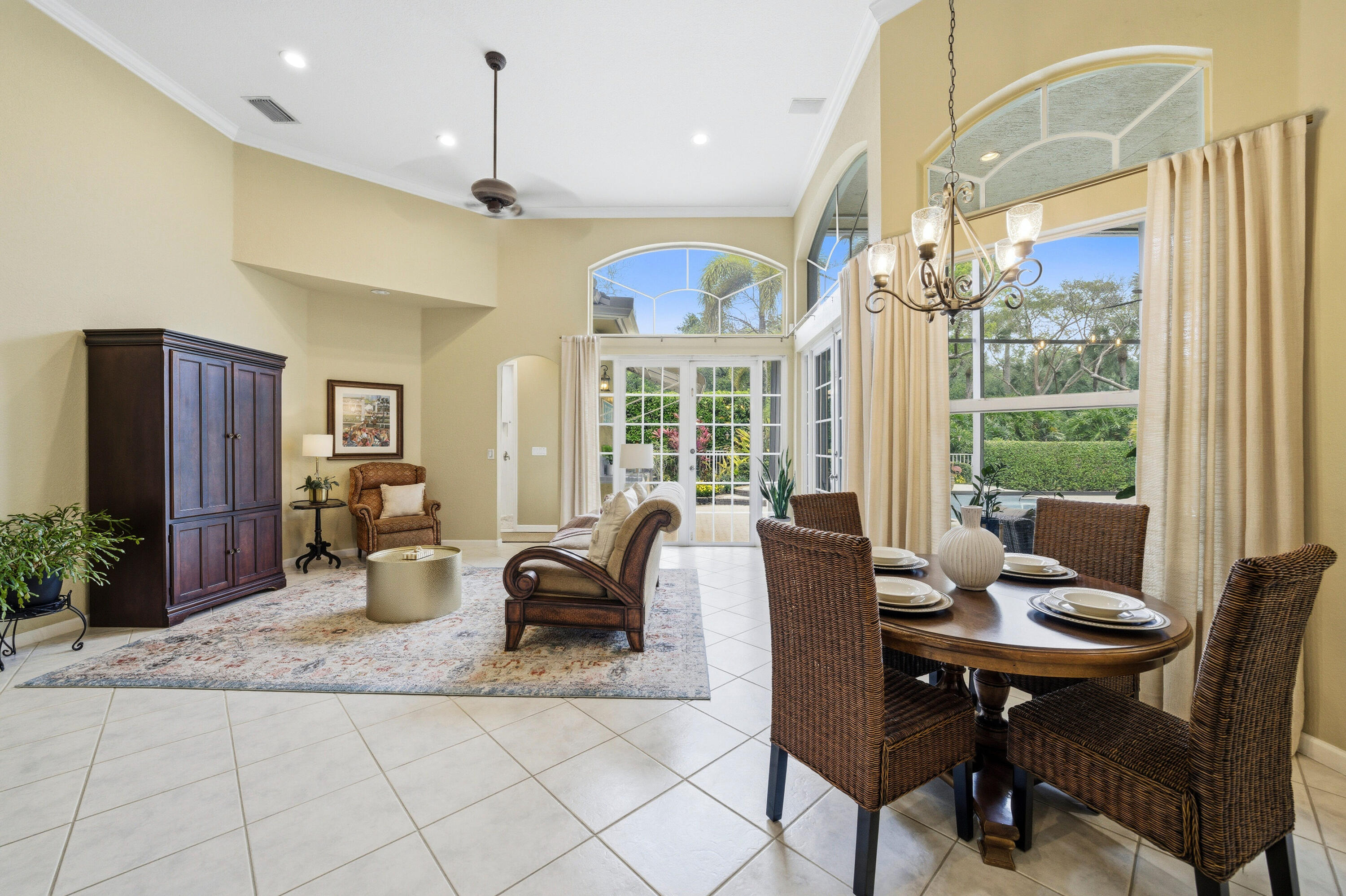 FOX RIDGE - Residential