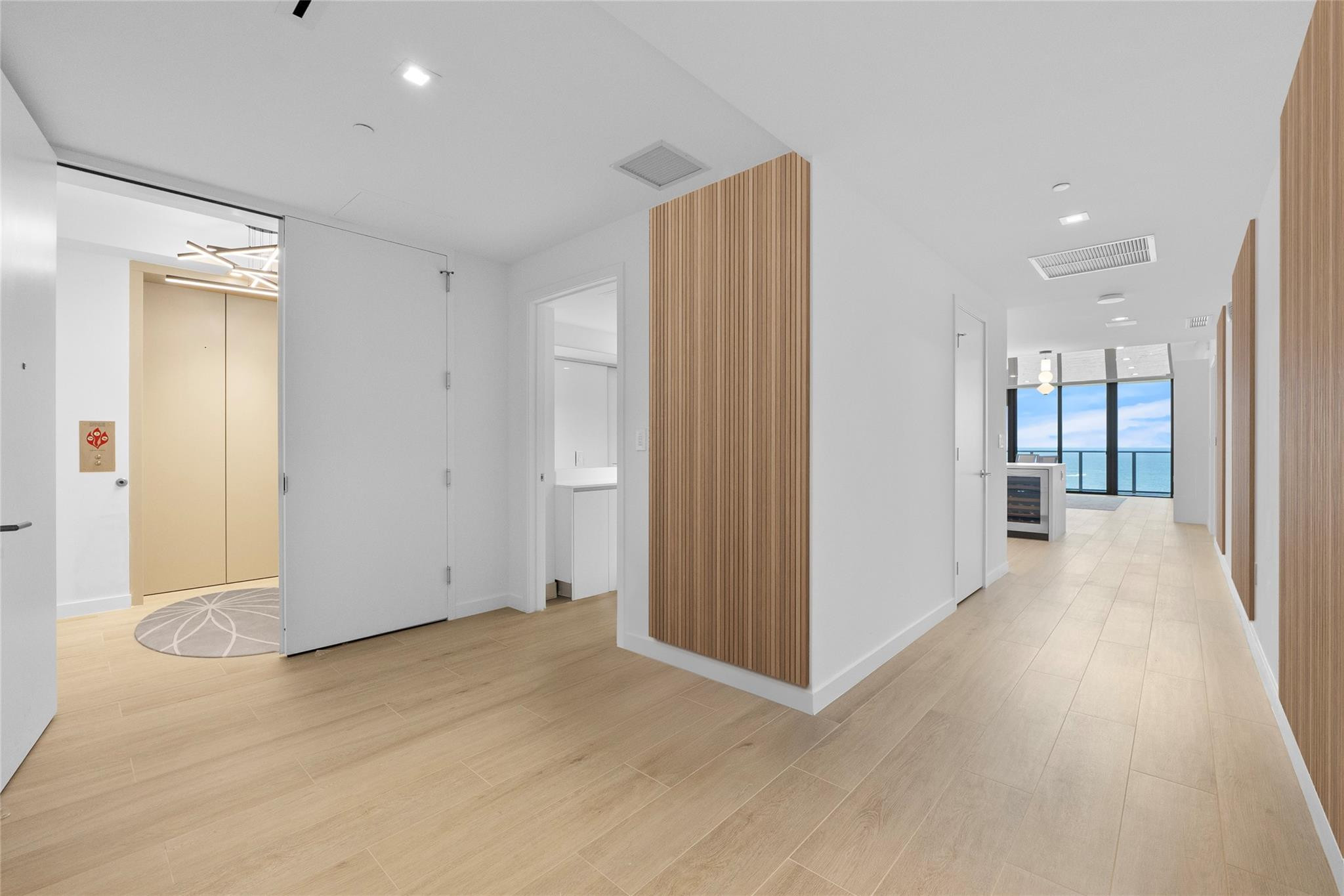 1116 N Ocean Boulevard 904