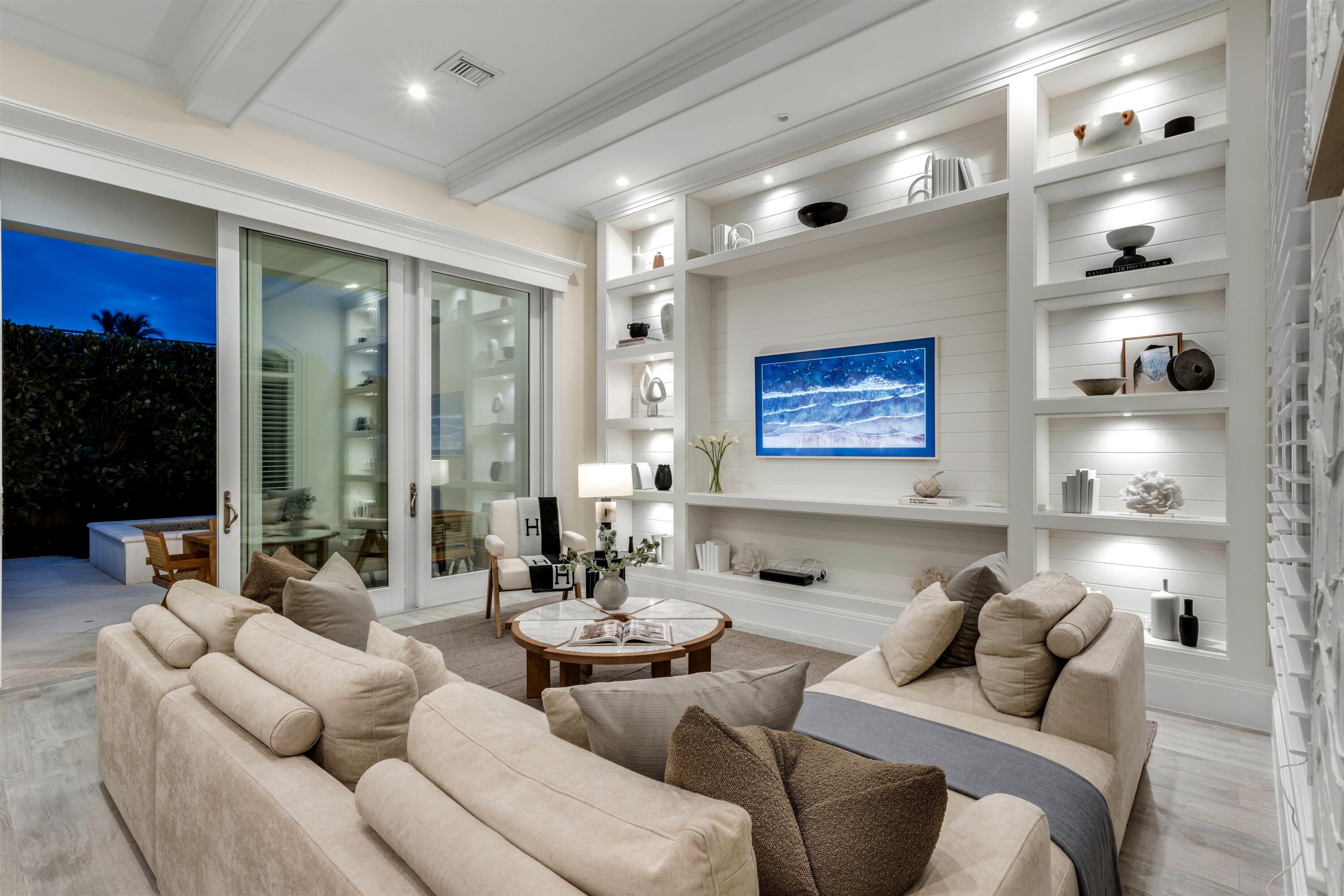 OCEAN BREEZE TOWNHOMES CONDO - Residential