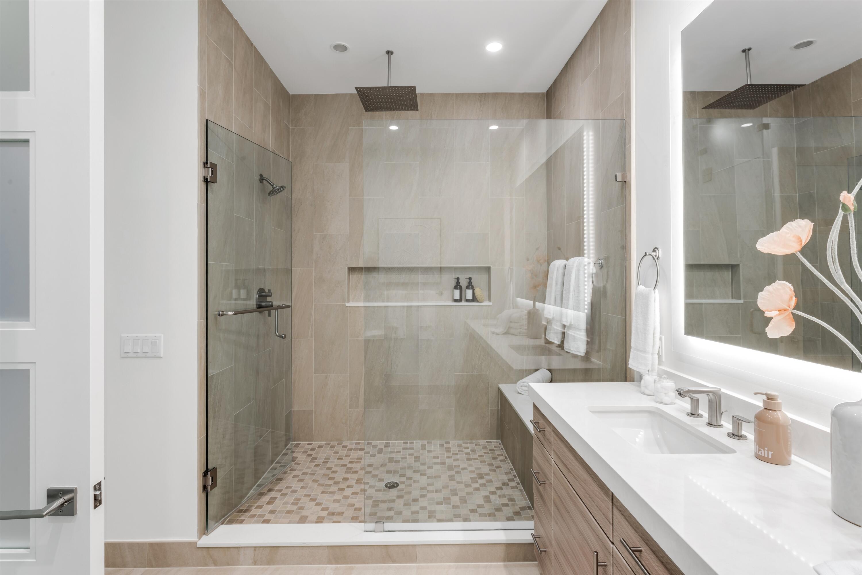 OCEAN BREEZE TOWNHOMES CONDO - Residential