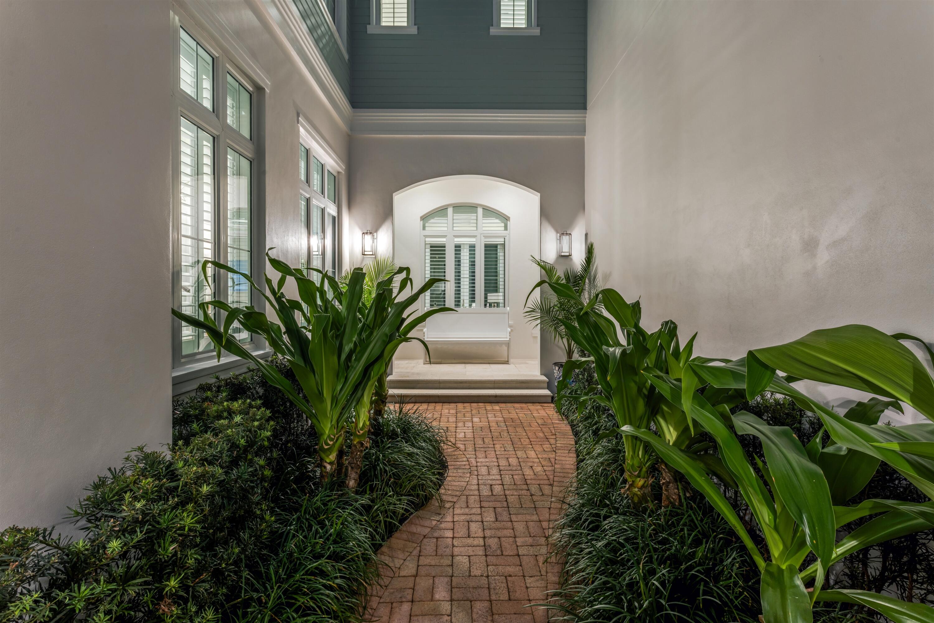 OCEAN BREEZE TOWNHOMES CONDO - Residential