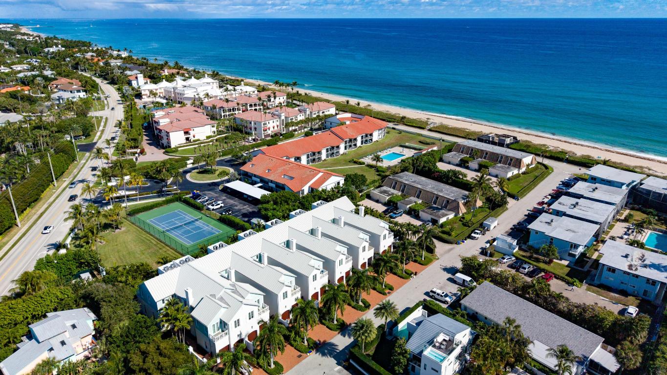 OCEAN BREEZE TOWNHOMES CONDO - Residential