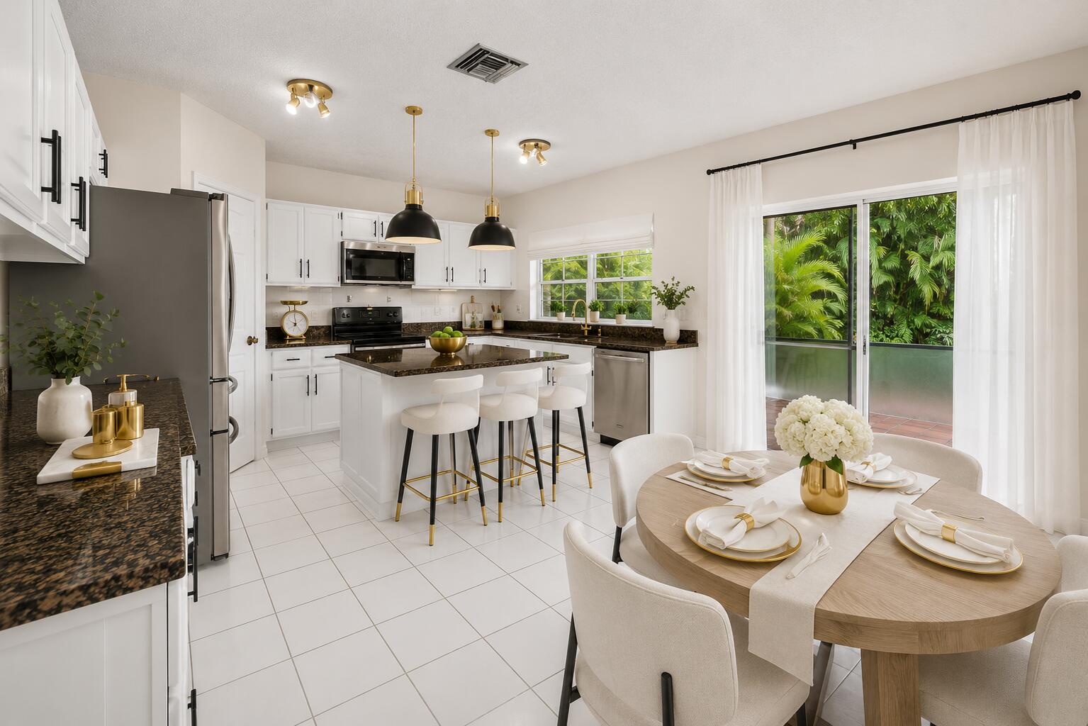 WOODSIDE ESTATES - Residential