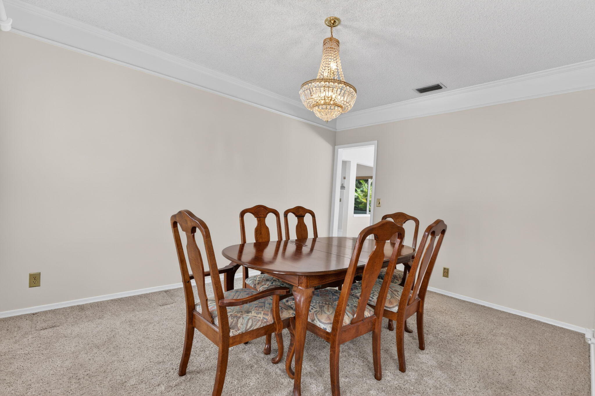 WOODSIDE ESTATES - Residential
