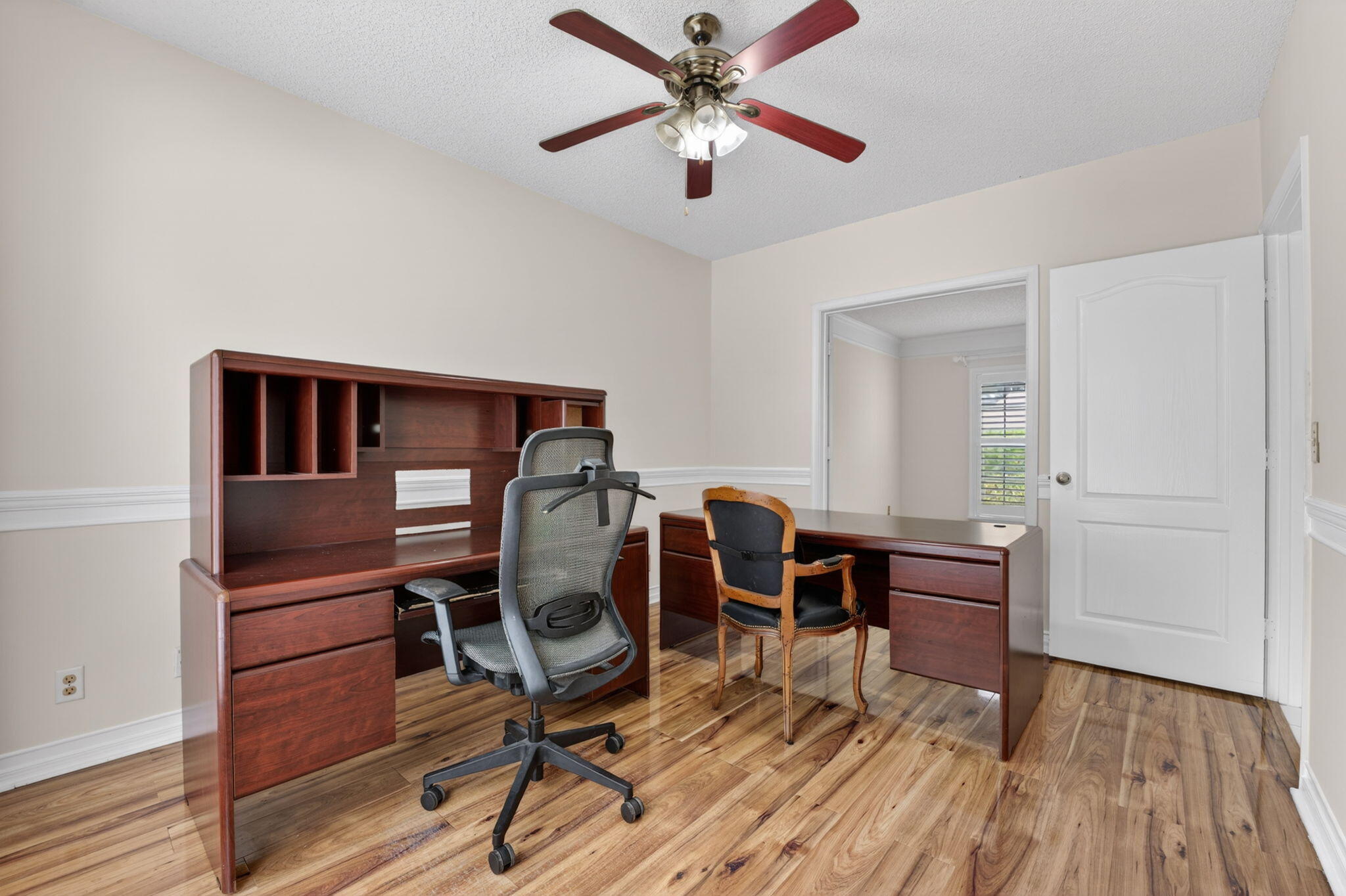 WOODSIDE ESTATES - Residential