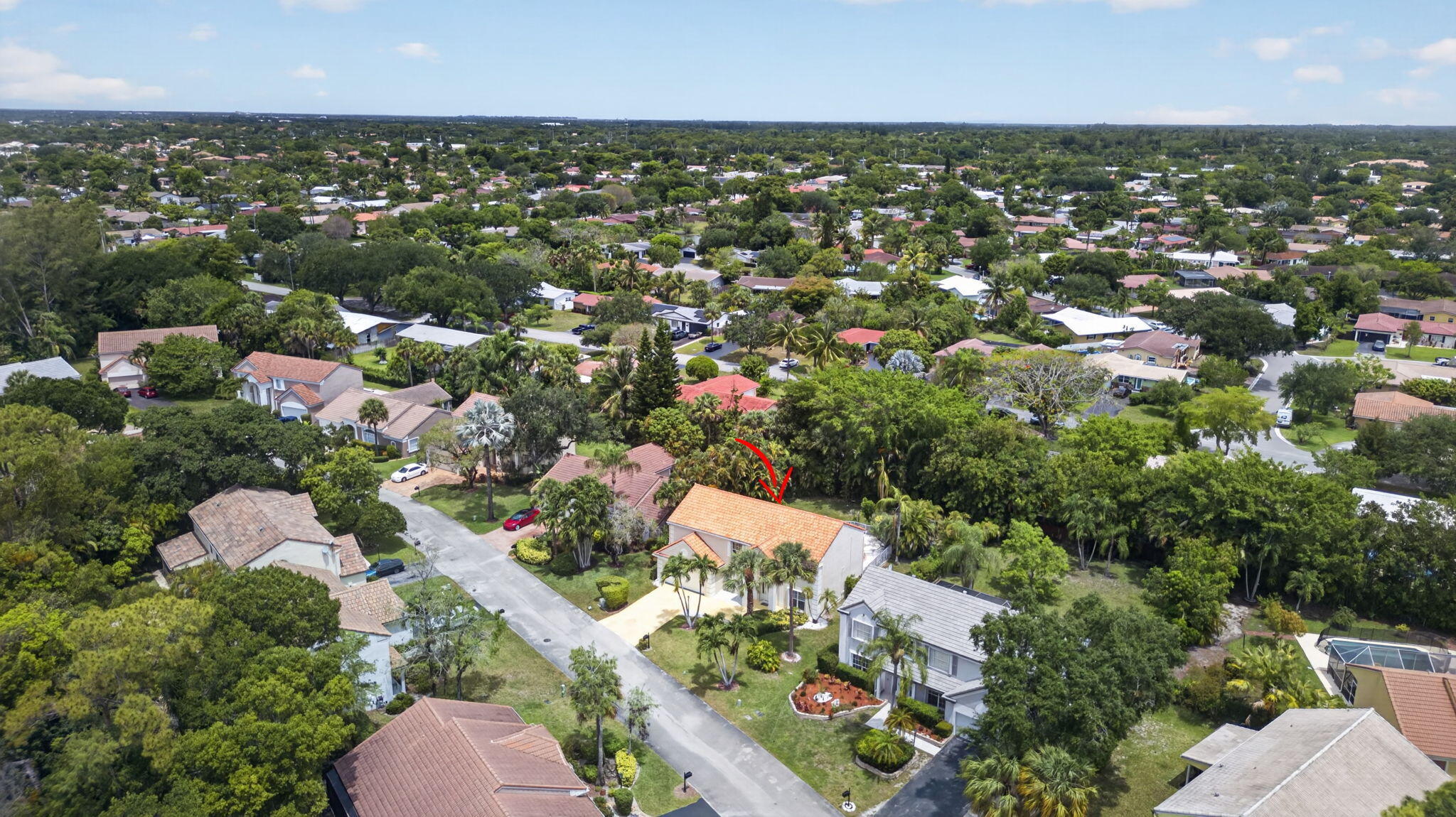 WOODSIDE ESTATES - Residential